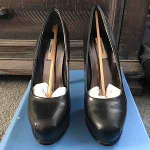 Simply Vera Vera Wang Dalia Black Platform Pump